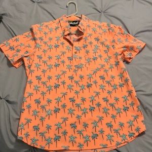 Chubbies shirt mens medium, 92%polyester and 8%spandex.  Good used condition